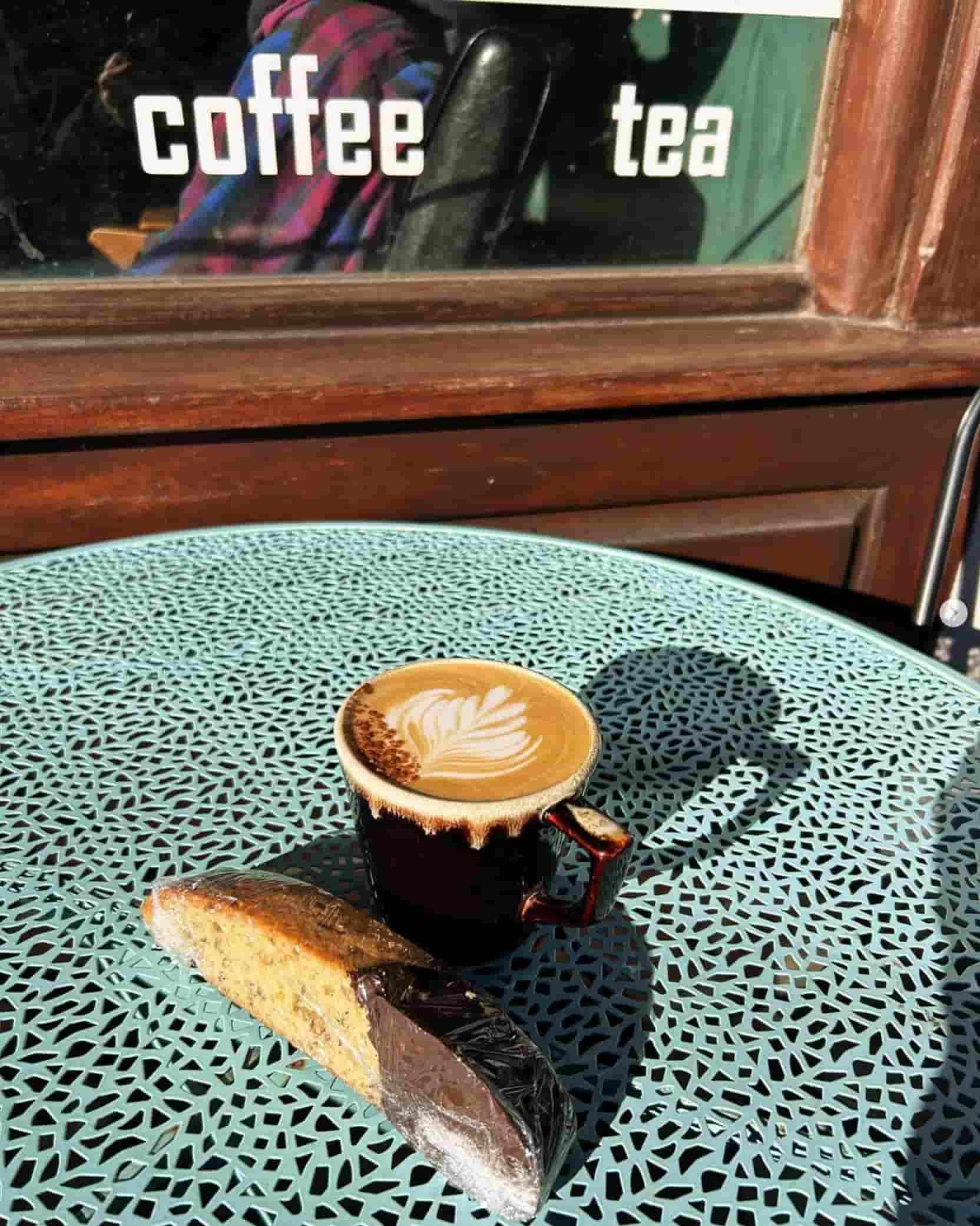 Espresso Art Outside